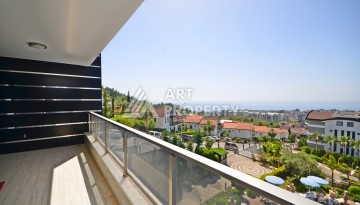 Квартира 1+1 с панорамным видом на море в элитном комплексе района Каргыджак - Ракурс 21