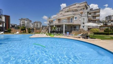 Квартира 2+1 с большой террасой в открытом районе Джеджели - Ракурс 2