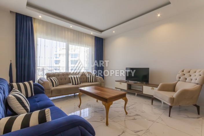 Просторная квартира 1+1 с видом на море в Махмутларе, 70 кв.м. - Ракурс 3