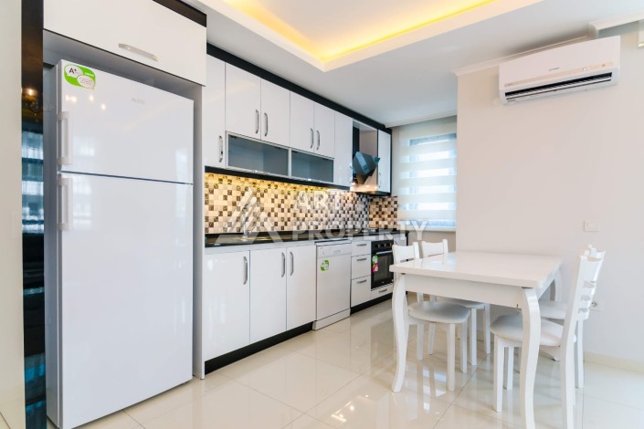 Просторная квартира 1+1 площадью 70 м² в уютном жилом комплексе у моря - Ракурс 8