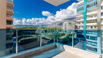 Просторная квартира 1+1 площадью 70 м² в уютном жилом комплексе у моря - Ракурс 16