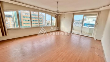 Пентхаус 4+1 в центре Алании, 200 кв.м. - Ракурс 2