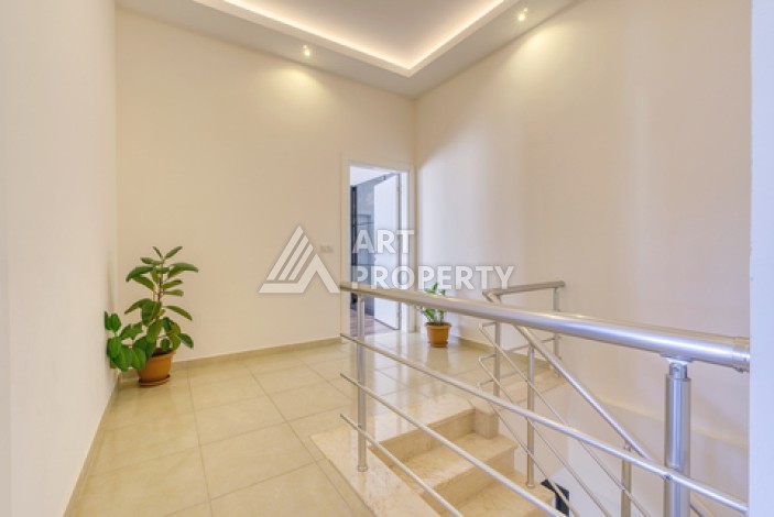 Меблированный дуплекс 4+1 в Махмутларе, 400 м до моря - Ракурс 14