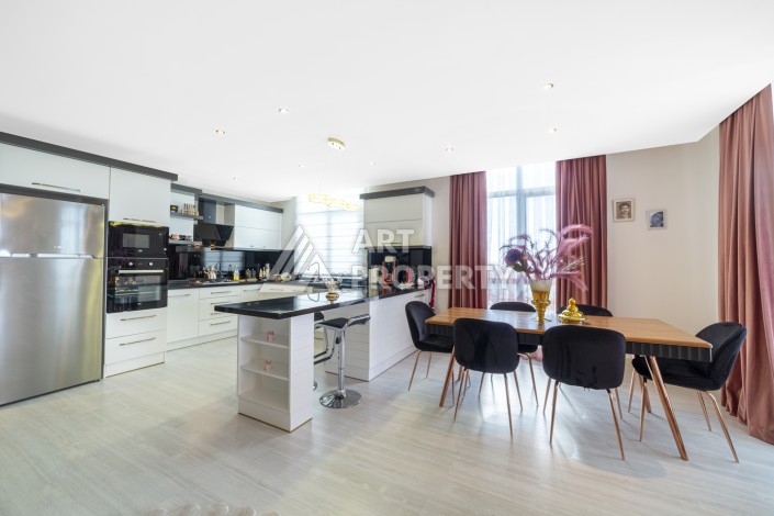 Меблированный пентхаус 3+1 с видом на море в Тосмуре, 201 кв.м. - Ракурс 2