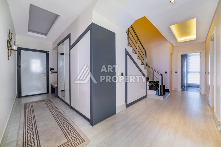 Меблированный пентхаус 3+1 с видом на море в Тосмуре, 201 кв.м. - Ракурс 20