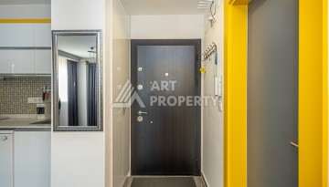 Стильная квартира 1+1 в Махмутларе в комплексе индивидуальным архитектурным дизайном в 250 метрах от моря - Ракурс 8