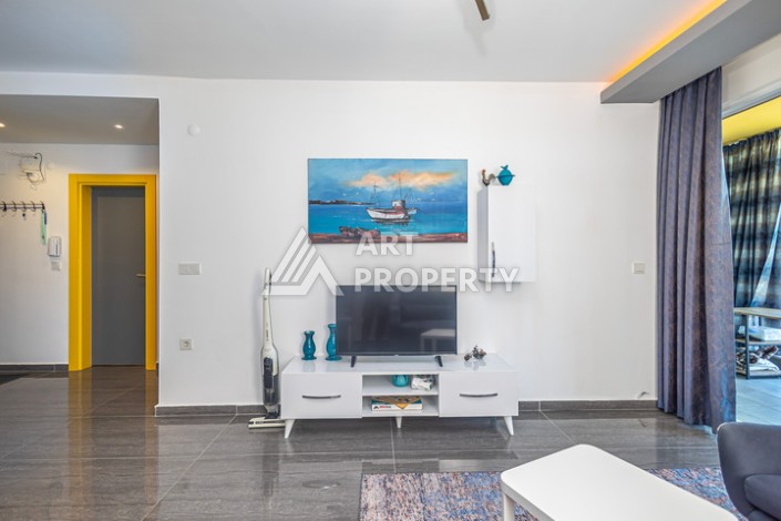 Стильная квартира 1+1 в Махмутларе в комплексе индивидуальным архитектурным дизайном в 250 метрах от моря - Ракурс 14