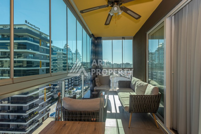 Стильная квартира 1+1 в Махмутларе в комплексе индивидуальным архитектурным дизайном в 250 метрах от моря - Ракурс 21