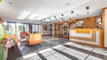 Стильная квартира 1+1 в Махмутларе в комплексе индивидуальным архитектурным дизайном в 250 метрах от моря - Ракурс 30