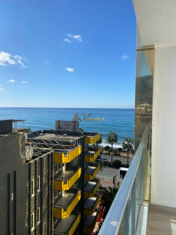 Трехкомнатная квартира на первой береговой линии, в районе Махмутлар, Алания, 120 м2 - Ракурс 7