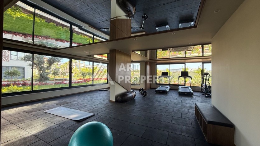 Доступная квартира 1+1 в элитном комплексе района Оба с лицензией на суточную аренду - Ракурс 45