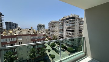 Квартира 2+1 с видом на море и горы в 5 минутах от пляжа в Махмутларе - Ракурс 4