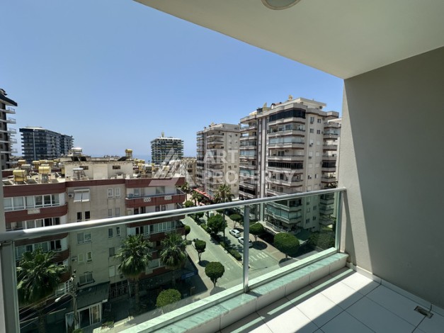 Квартира 2+1 с видом на море и горы в 5 минутах от пляжа в Махмутларе - Ракурс 3