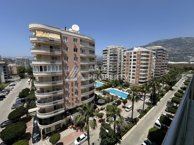 Квартира 2+1 с видом на море и горы в 5 минутах от пляжа в Махмутларе - Ракурс 32