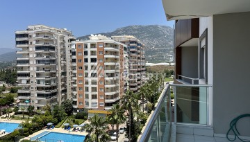 Квартира 2+1 с видом на море и горы в 5 минутах от пляжа в Махмутларе - Ракурс 34