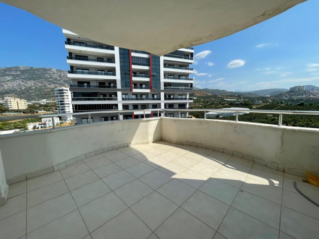 Меблированная квартира 2+1 с видом на горы и море в Махмутлар, 120 м2 - Ракурс 7