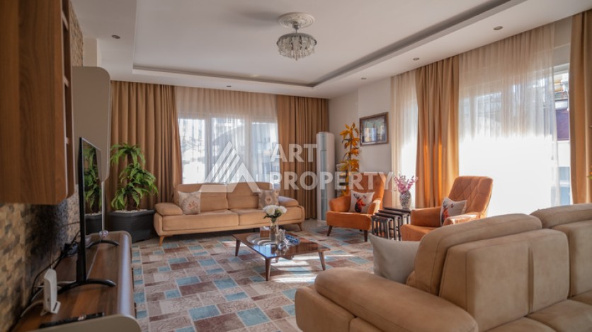 Крупнометражная квартира 4+2 в районе Тосмур, 260 кв.м. - Ракурс 0