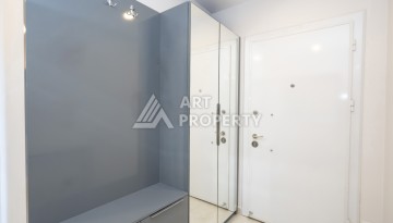 Шикарная квартира 2+1 с видом на море и большой террасой в Махмутларе - Ракурс 8