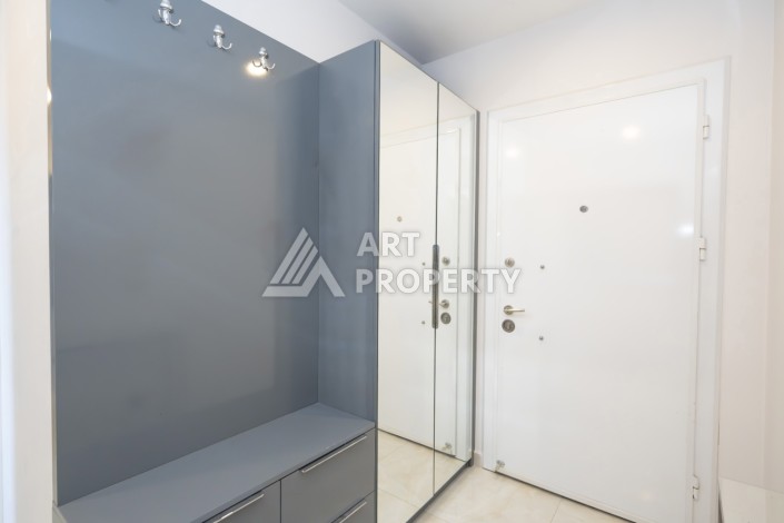 Шикарная квартира 2+1 с видом на море и большой террасой в Махмутларе - Ракурс 7