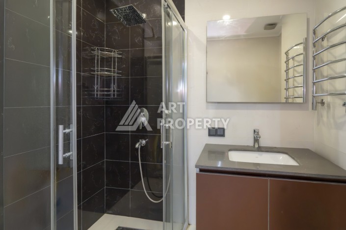 Шикарная квартира 2+1 с видом на море и большой террасой в Махмутларе - Ракурс 11