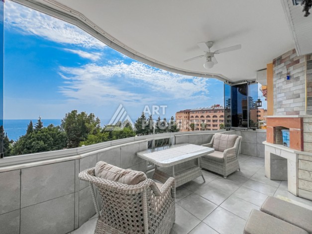 Квартира 2+1 на первой береговой линии в Махмутларе с панорамным видом на море - Ракурс 7