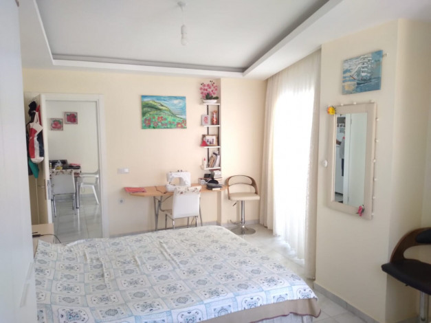 Двухкомнатная квартира с мебелью и техникой в районе Махмутлар, 60 м2 - Ракурс 2