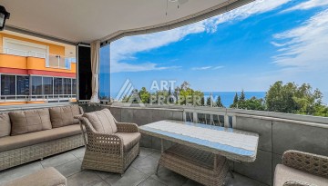 Квартира 2+1 на первой береговой линии в Махмутларе с панорамным видом на море - Ракурс 11