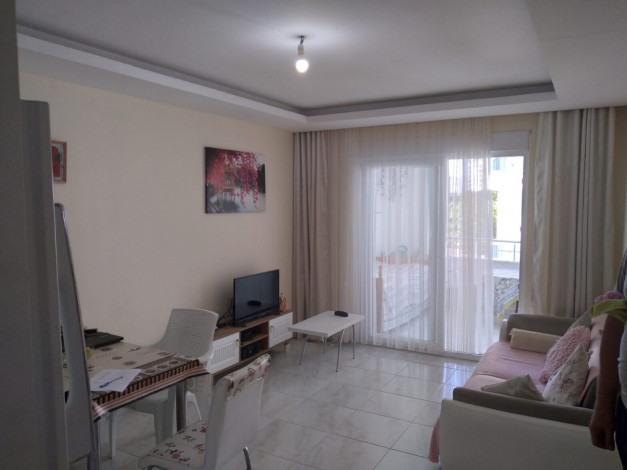 Двухкомнатная квартира с мебелью и техникой в районе Махмутлар, 60 м2 - Ракурс 6