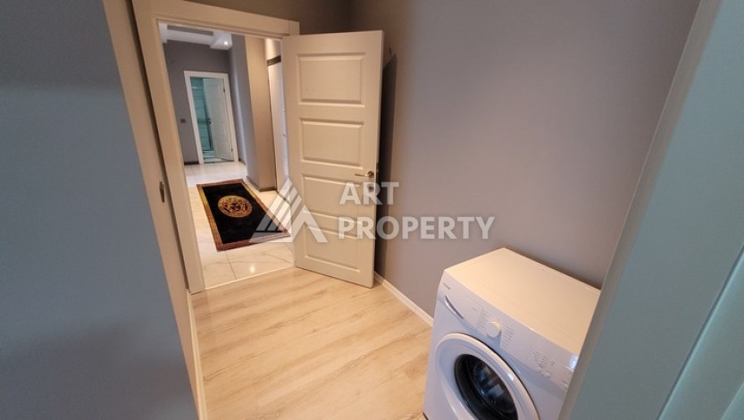 Просторная квартира 2+1 с видом на море в Махмутларе, 128 кв.м. - Ракурс 9