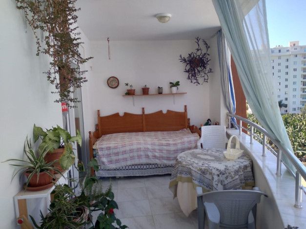 Двухкомнатная квартира с мебелью и техникой в районе Махмутлар, 60 м2 - Ракурс 13