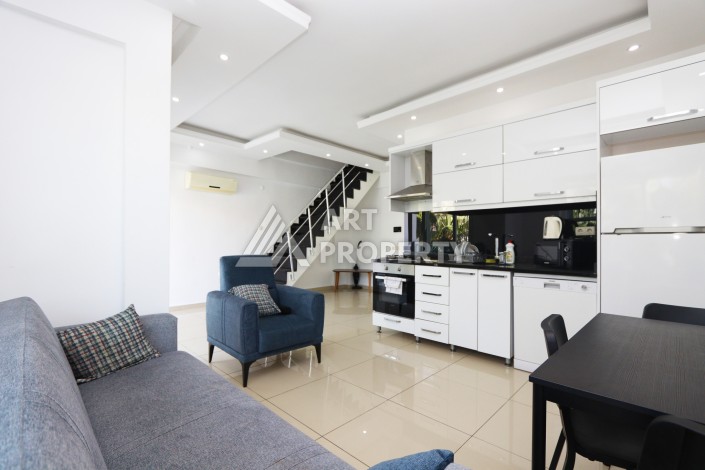 Меблированный дуплекс 2+1 в 400 м от пляжа Клеопатры - Ракурс 33