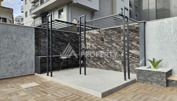 Две квартиры 1+1 с рассрочкой в новом комплексе в Махмутларе — 600 м до моря - Ракурс 15