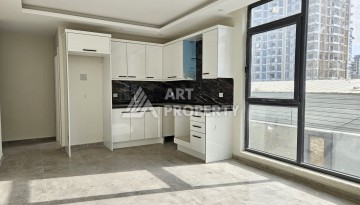 Две квартиры 1+1 с рассрочкой в новом комплексе в Махмутларе — 600 м до моря - Ракурс 19