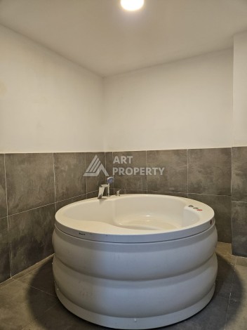 Квартиры 1+1 и дуплексы 2+1 в новом доме в центре Махмутлара. - Ракурс 2