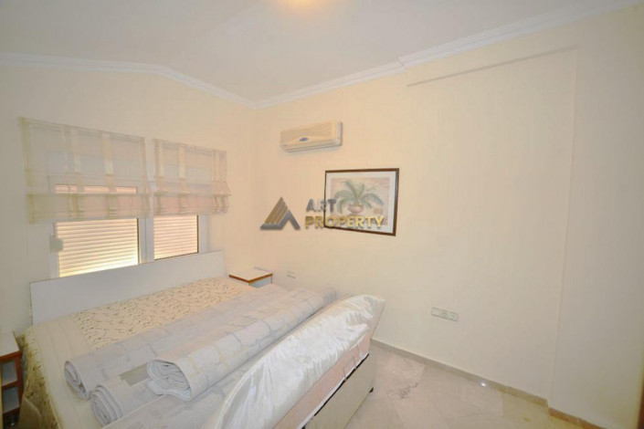 Трехэтажная вилла 5+1 в 100 метрах от моря в Кестель, 240 м2 - Ракурс 15