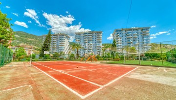 Просторная квартира 3+1 с дизайнерским ремонтом и видом на крепость в Джикджили - Ракурс 4