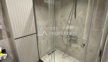 Просторная квартира 3+1 с дизайнерским ремонтом и видом на крепость в Джикджили - Ракурс 13