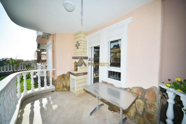 Трехэтажная вилла 5+1 в 100 метрах от моря в Кестель, 240 м2 - Ракурс 29