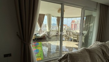 Просторная квартира 3+1 с дизайнерским ремонтом и видом на крепость в Джикджили - Ракурс 19