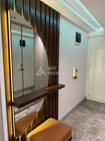 Просторная квартира 3+1 с дизайнерским ремонтом и видом на крепость в Джикджили - Ракурс 23