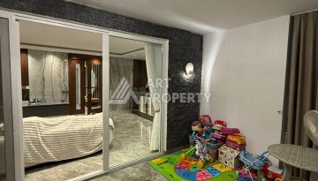 Просторная квартира 3+1 с дизайнерским ремонтом и видом на крепость в Джикджили - Ракурс 29