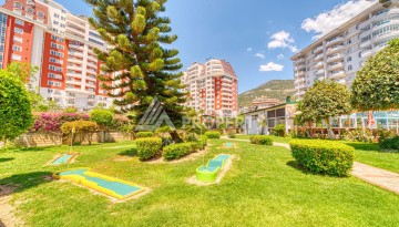 Просторная квартира 3+1 с дизайнерским ремонтом и видом на крепость в Джикджили - Ракурс 33