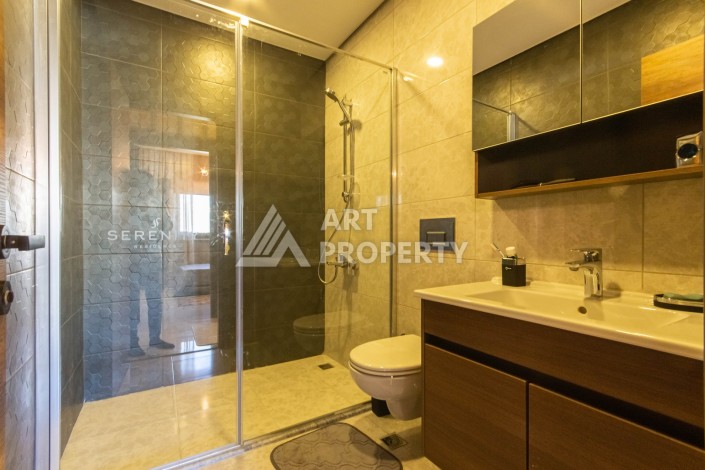 Стильная квартира 2+1 с дизайнерским ремонтом в элитном комплексе района Махмутлар - Ракурс 8