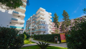 Недорогая квартира с видом на море 2+1 на первой береговой линии в Махмутларе, 90 кв.м. - Ракурс 2