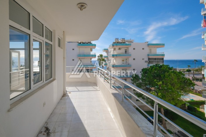 Недорогая квартира с видом на море 2+1 на первой береговой линии в Махмутларе, 90 кв.м. - Ракурс 17