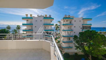 Недорогая квартира с видом на море 2+1 на первой береговой линии в Махмутларе, 90 кв.м. - Ракурс 19