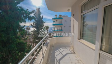 Недорогая квартира с видом на море 2+1 на первой береговой линии в Махмутларе, 90 кв.м. - Ракурс 25