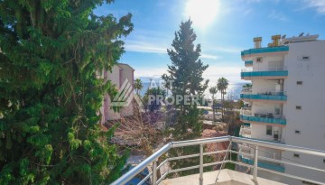 Недорогая квартира с видом на море 2+1 на первой береговой линии в Махмутларе, 90 кв.м. - Ракурс 28