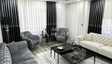 Просторная квартира 2+1 с капитальным ремонтом в центре Аланьи - Ракурс 1