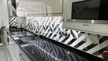 Просторная квартира 2+1 с капитальным ремонтом в центре Аланьи - Ракурс 13